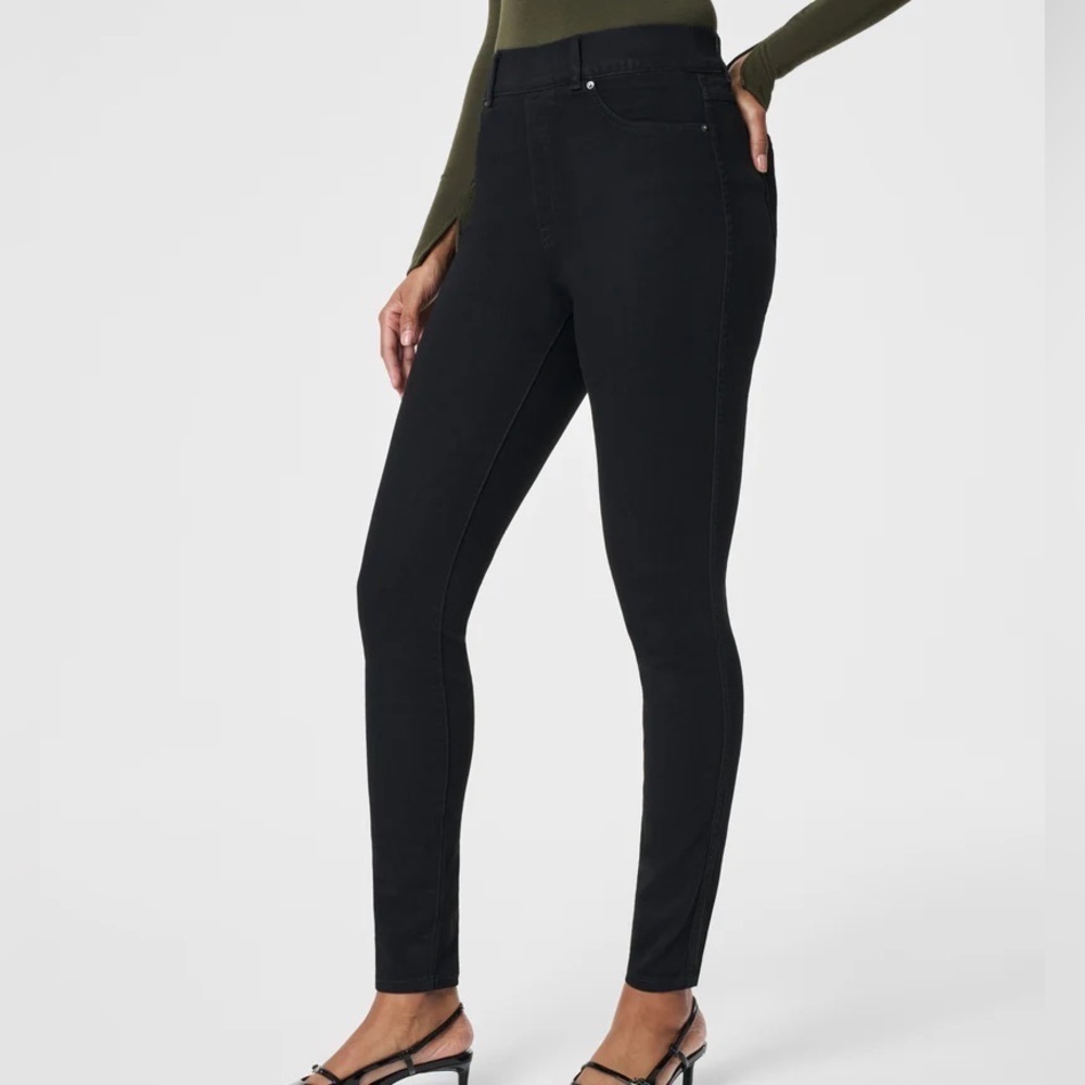 SPANX Black Pull On Ankle Skinny Leggings Size Medium